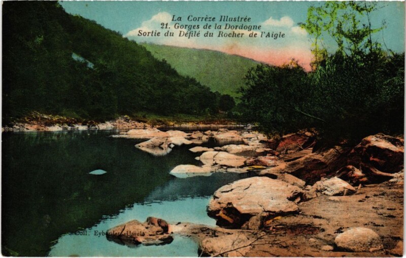 Carte postale ancienne Gorges de la Dordogne - Sortie du Defile du Rocher de l'Aigle