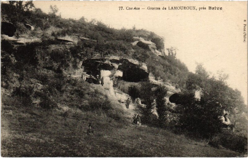Carte postale ancienne Grottes de Lamouroux - pres Brive