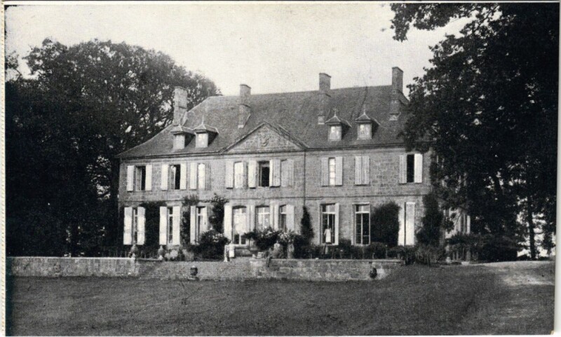 Carte postale ancienne Gimel - Chateau de Saint-Priest - La Terrasse