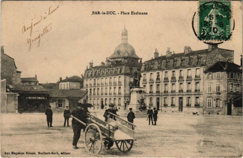 Carte postale ancienne Bar-le-Duc - Place Exelmans à Bar-le-Duc