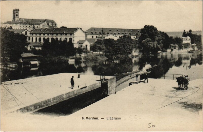 Carte postale ancienne Verdun - L'Ecluse à Verdun