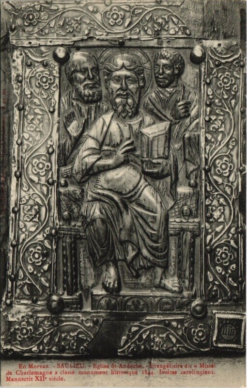 Carte postale ancienne Saulieu - Eglise Saint-Andoche Missel de Charlemagne à Saulieu