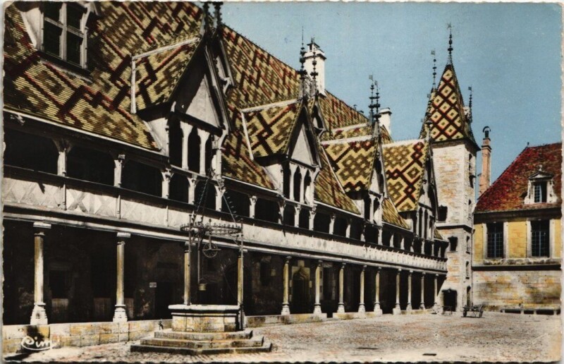 Carte postale ancienne Beaune - carte photo Hotel-Dieu à Beaune