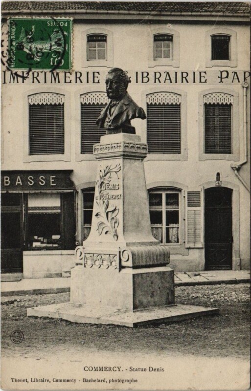 Carte postale ancienne Commercy - Statue denis à Commercy