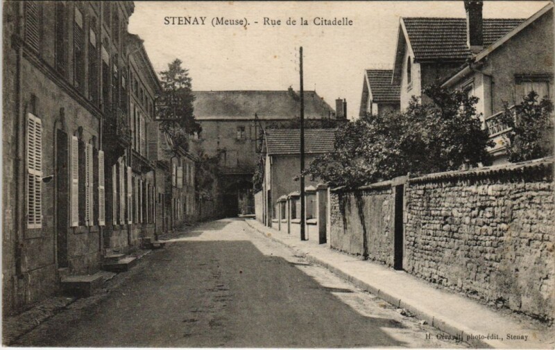 Carte postale ancienne Stenay - Rue de la citadelle à Stenay