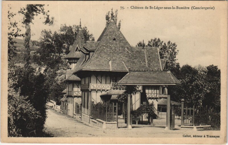 Carte postale ancienne Chateau de Saint-Leger-sous-la-Bussiere