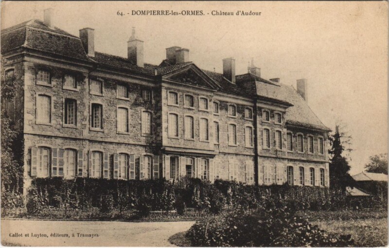 Carte postale ancienne Dompierre-les-Ormes - Chateau d'Audour à Dompierre-les-Ormes