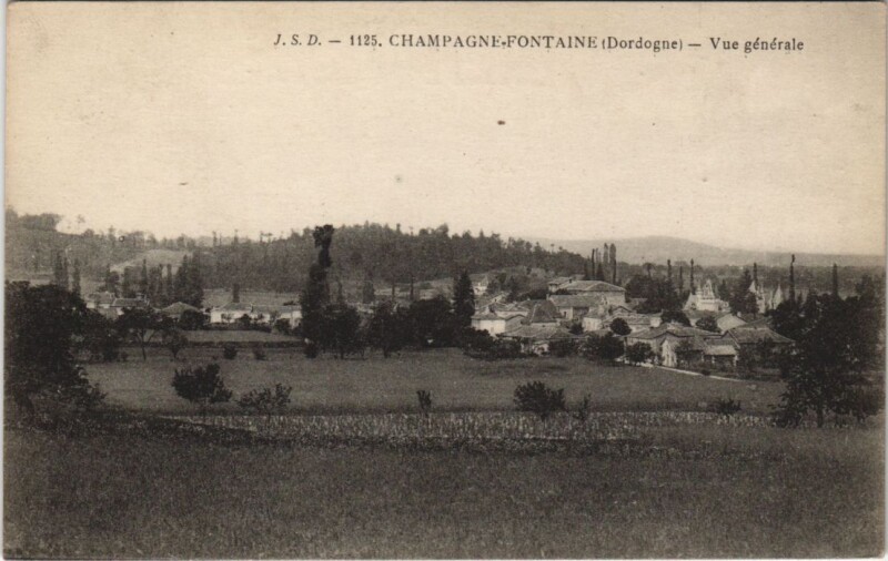 Carte postale ancienne Champagne-Fontaine - Vue générale