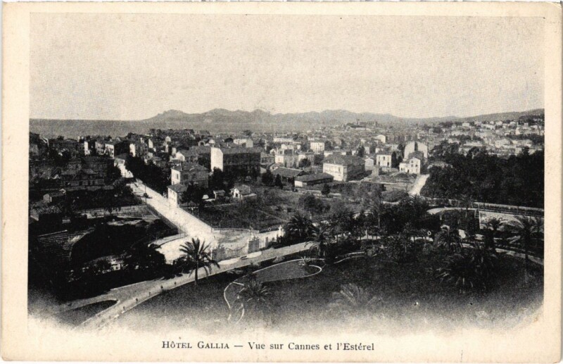Carte postale ancienne Nice- vue sur Cannes et l'Esterel France à Cannes