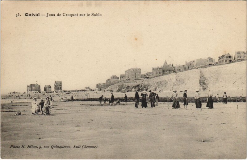 Carte postale ancienne Onival - Jeux de Cropuet sur le Sable