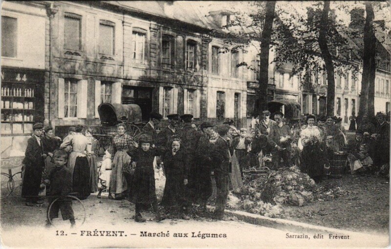 Carte postale ancienne Frevent - Marché aux Légumes à Frévent