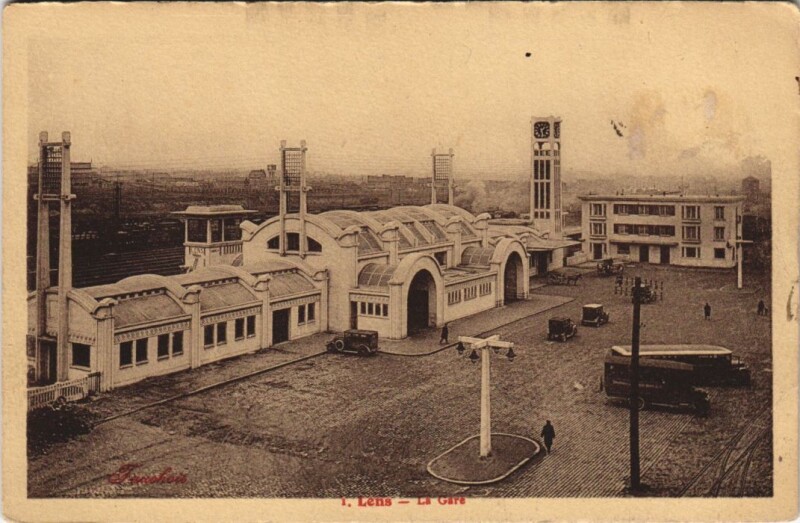 Carte postale ancienne Lens-La Gare