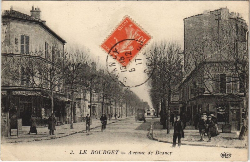 Carte postale ancienne Le Bourget - Avenue de Drancy au Bourget