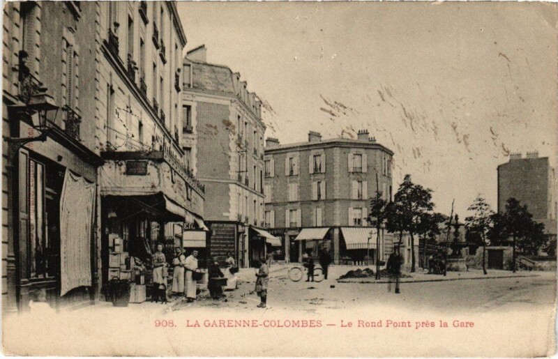 Carte postale ancienne La Garenne-Colombes - Le Rond Pont prés la Gare à La Garenne-Colombes