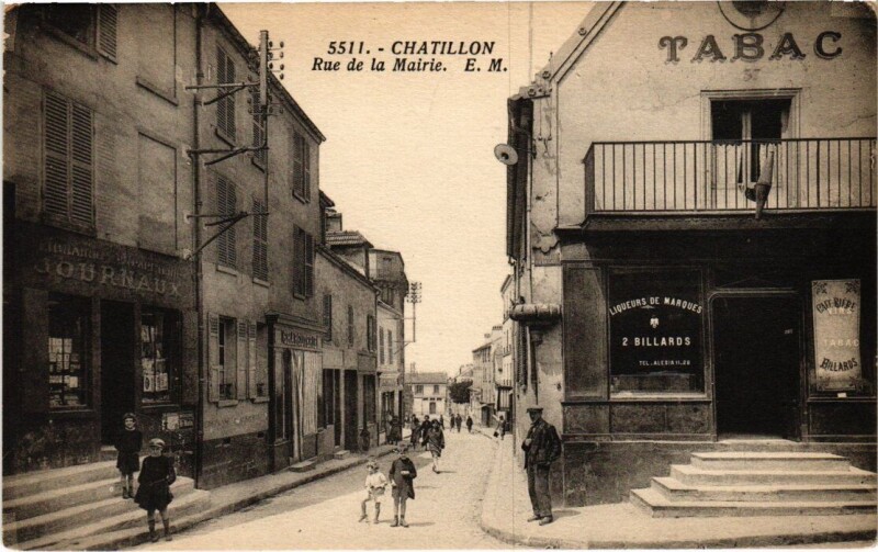 Carte postale ancienne Chatillon - Rue de la Mairie à Châtillon