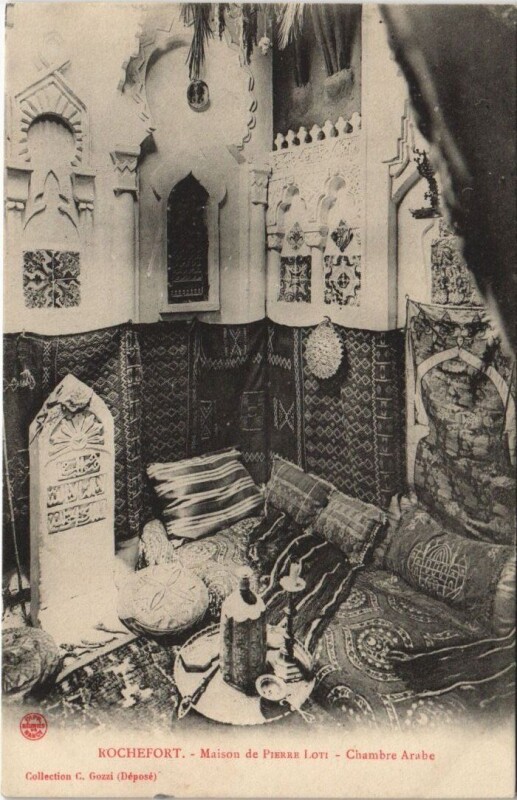 Carte postale ancienne Rochefort-Maison de Pierre Loti-Chambre Arabe à Rochefort