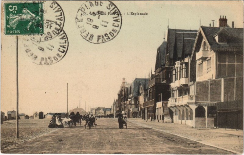 Carte postale ancienne Berck-Plage-L'Esplanade à Berck