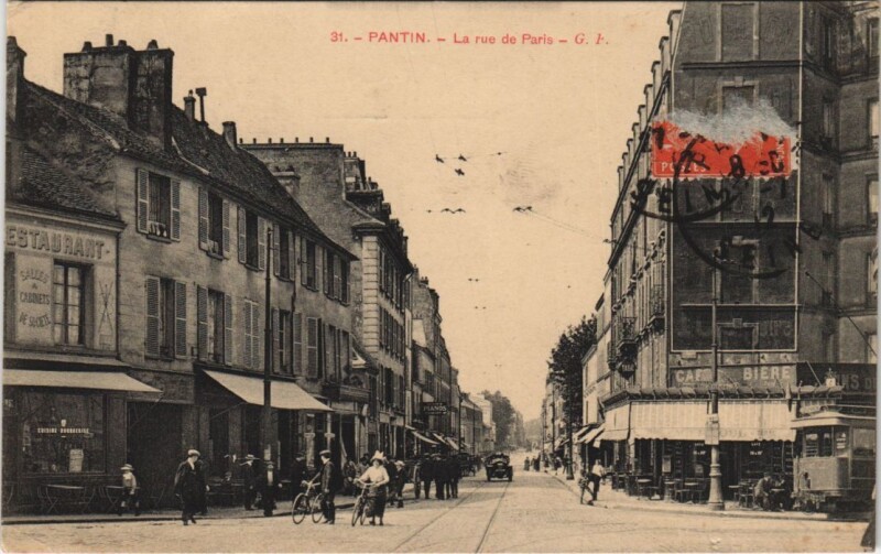 Carte postale ancienne Pantin - La rue de Paris à Pantin