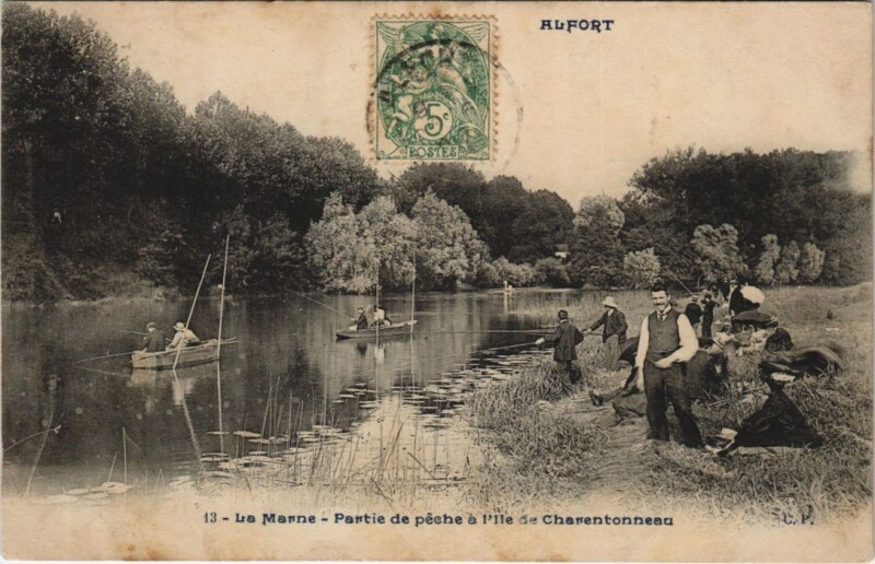 Carte postale ancienne Alfort - La Marne