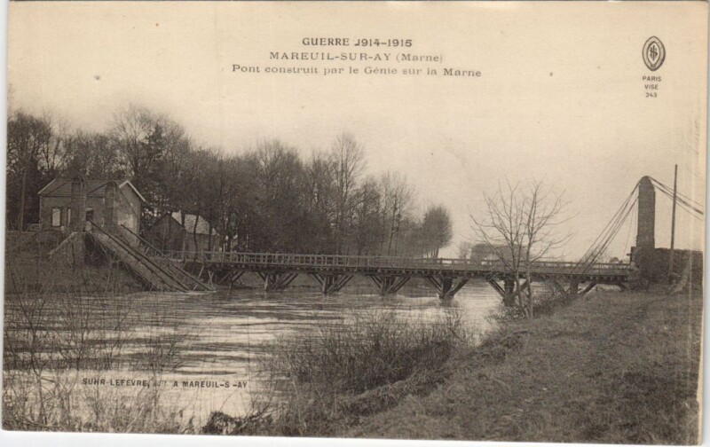 Carte postale ancienne Guerre Mareuil-sur-Ay Pont construit par le Genie sur la Marne à Reuil