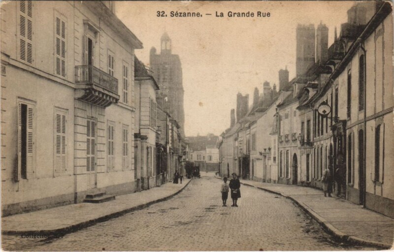 Carte postale ancienne Sezanne -la-Grande Rue