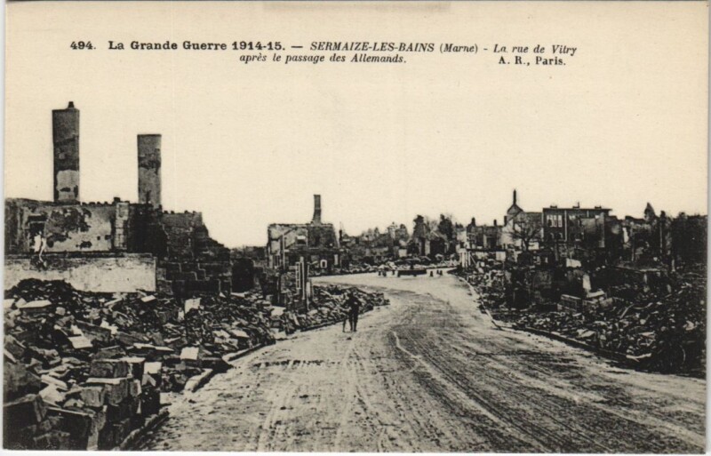 Carte postale ancienne Sermaize-les-Bains - La Rue de Vitry à Sermaize-les-Bains