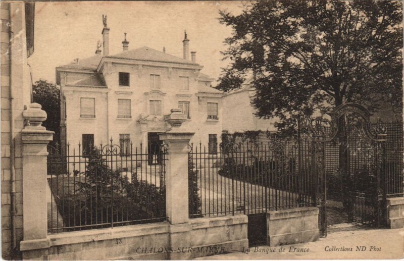 Carte postale ancienne Chalons-sur-Marne - La Banque de Eranze