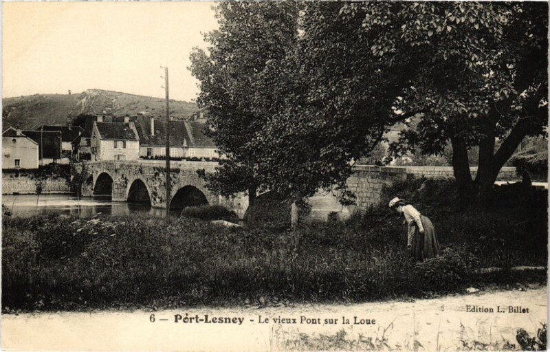 Carte postale ancienne Port Lesney- Le vieux Pont sur la Loue France à Port-Lesney
