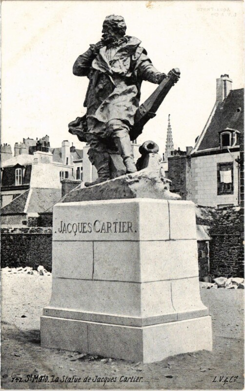 Carte postale ancienne Saint Malo La Statue de Jacques Cartier France à Saint-Malo