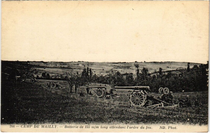 Carte postale ancienne Camp-de-Mailly - Batterie de 155 mm long
