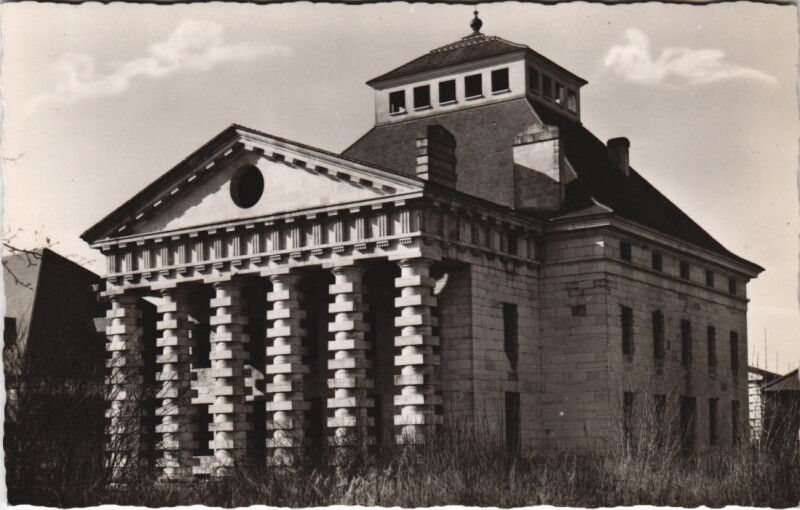 Carte postale ancienne Arc et Senans - Le Pavillon Directoral à Arc-et-Senans