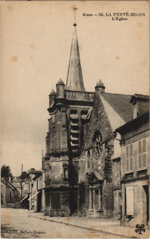 Carte postale ancienne La Ferte-Milon - L'Eglise à La Ferté-Milon