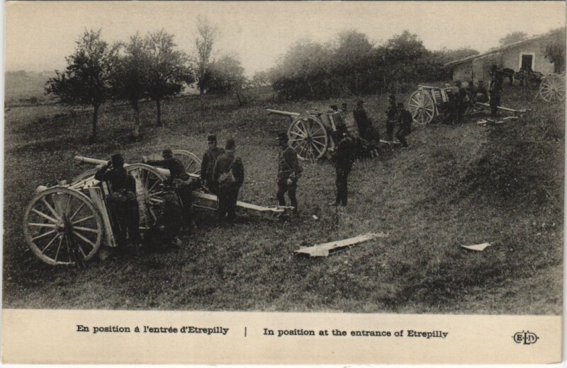 Carte postale ancienne Etrepilly - Military - En Position a l'Entree d'Etrepilly à Étrépilly