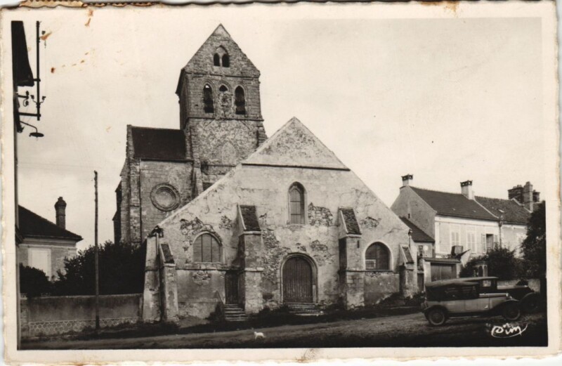 Carte postale ancienne Montreuil-aux-Lions - L'Eglise à Montreuil-aux-Lions