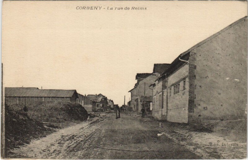 Carte postale ancienne Corbeny - La Rue de Reims à Corbeny
