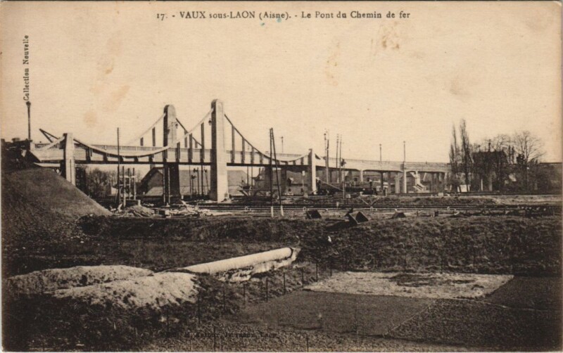 Carte postale ancienne Vaux-sous-Laon - Le Pont du Chemin de Fer