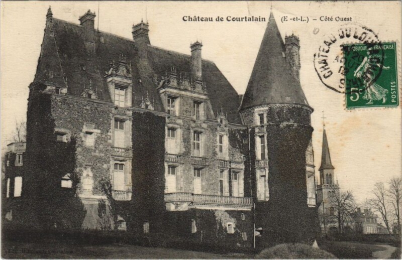 Carte postale ancienne Chateau de Courtalain - Coté Ouest