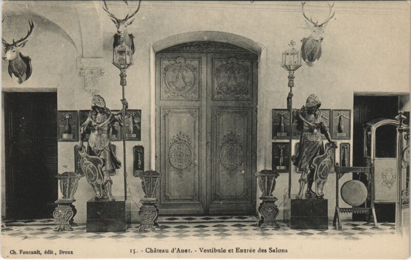Carte postale ancienne Chateau d'Anet - Vestibule et Entrée des Salons