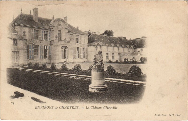Carte postale ancienne Environs de Chartres - Le Chateau d'Houville à Chartres