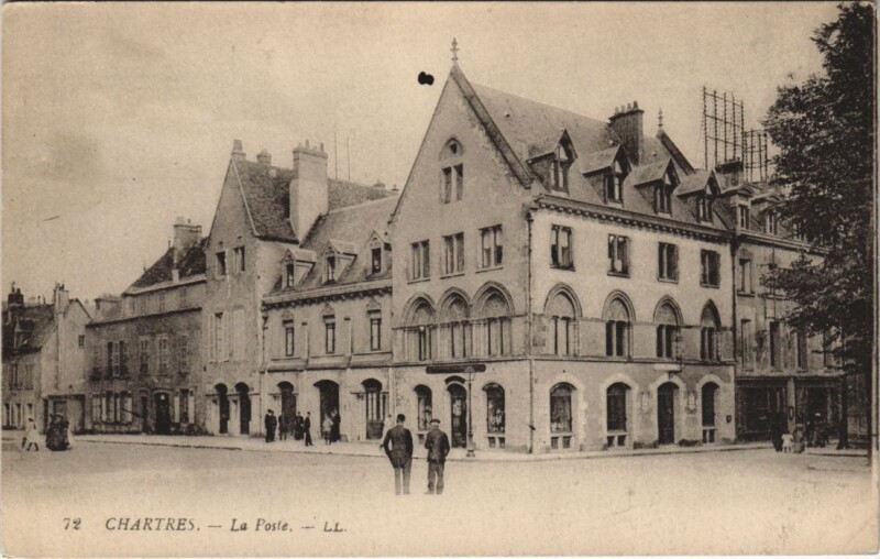 Carte postale ancienne Chartres - La Poste à Chartres