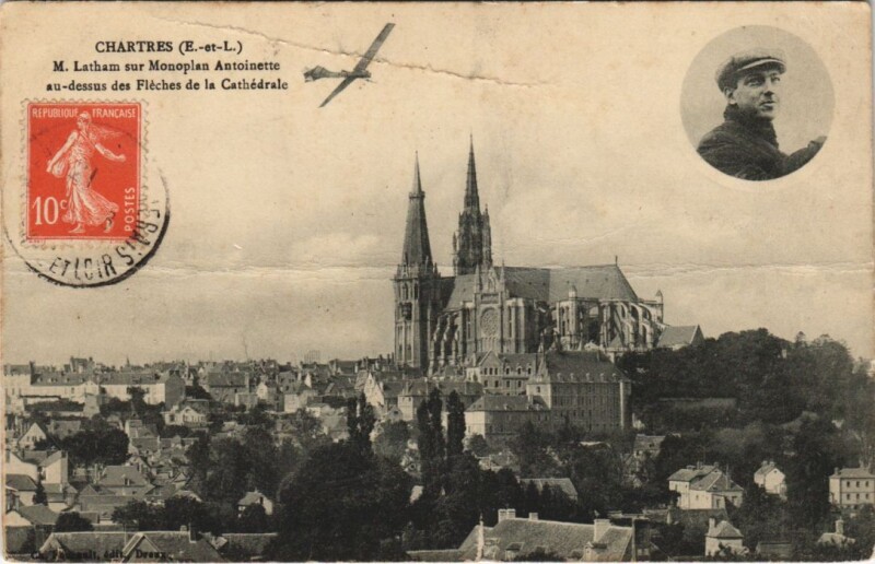 Carte postale ancienne Chartres - M.Latham sur Monoplan Antoinette sur-dessus à Chartres