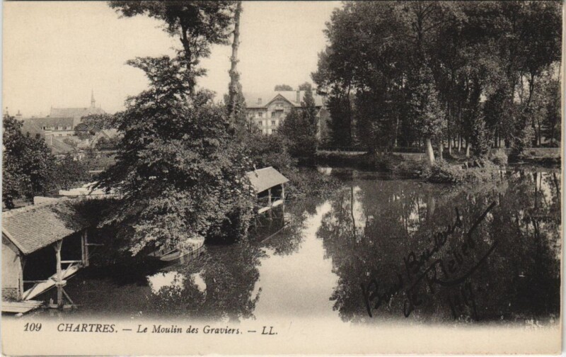 Carte postale ancienne Chartres - Le Moulin des Graviers à Chartres