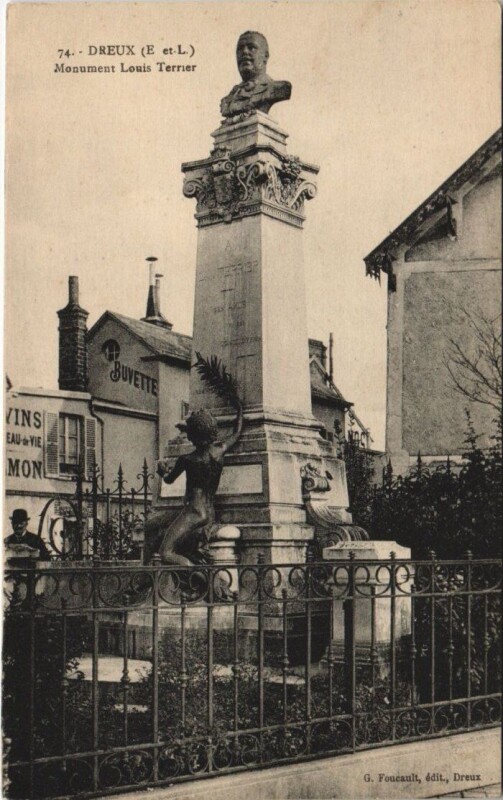 Carte postale ancienne Dreux - Monument Louis Terrier à Dreux