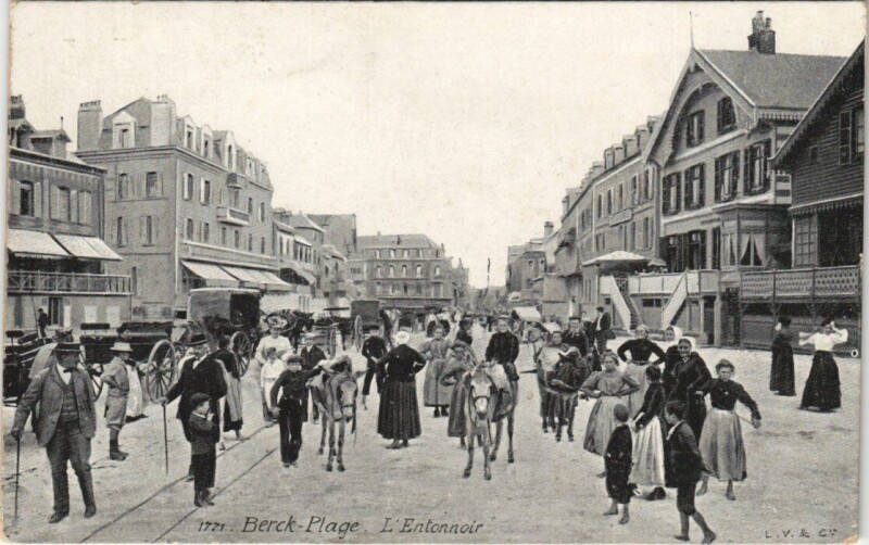 Carte postale ancienne Berck-Plage - l'Entonnoir à Berck