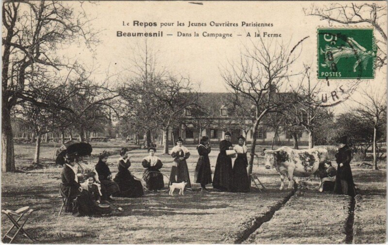 Carte postale ancienne Beaumesnil - Dans la Campagne a la Ferme