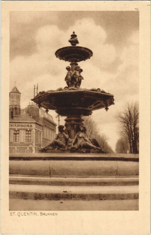 Carte postale ancienne Saint Quentin- Brunnen France à Saint-Quentin
