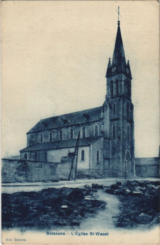 Carte postale ancienne Soissons- Eglise Saint-Waast France à Soissons