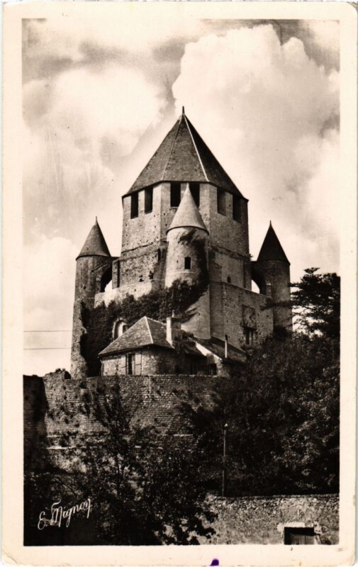 Carte postale ancienne Provins Tour de Cesar à Provins