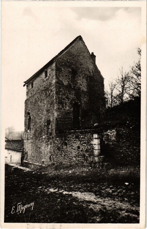 Carte postale ancienne Provins La Maison du Bourreau à Provins