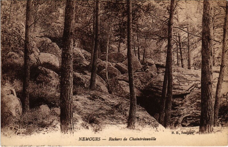 Carte postale ancienne Nemours Rochers de Chaintreauville à Nemours